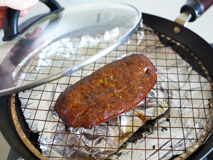 燻製ステーキ肉