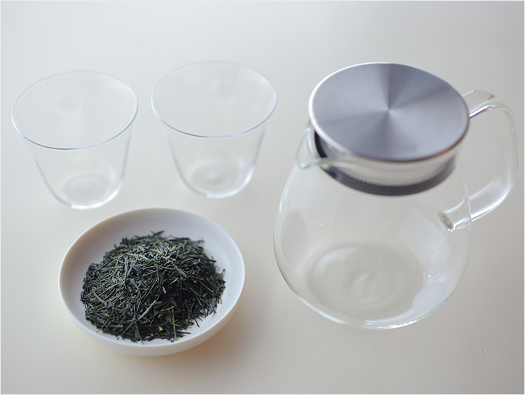 水出しの道具と茶葉