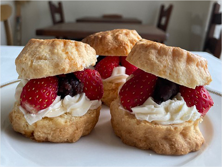 <ベイクショップロトリー>バタークリームあずきスコーン