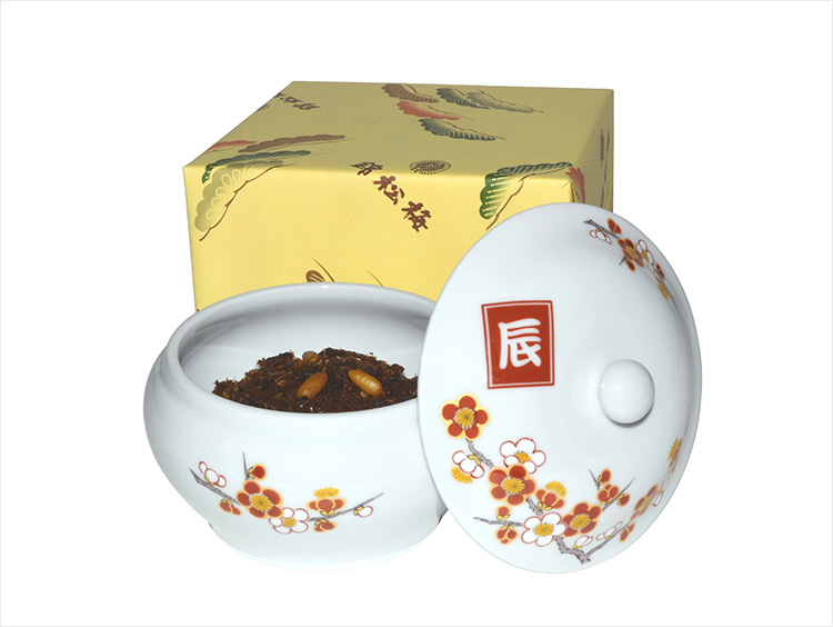 <錦松梅>季節限定品 有田焼容器入「迎春」
