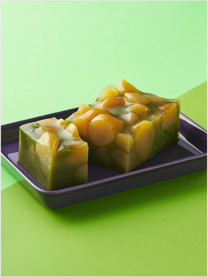 <庵月>抹茶生栗蒸し羊羹