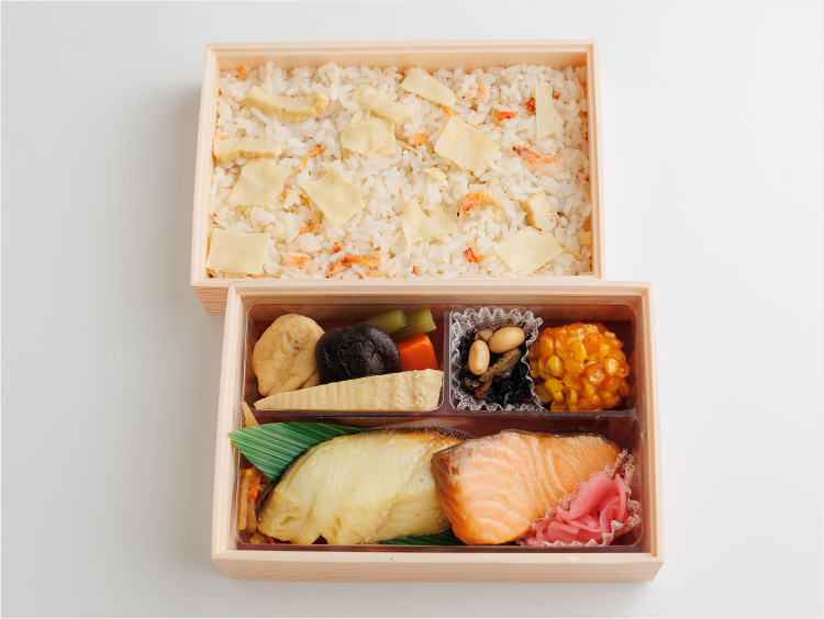 <味の浜藤>銀だら・サーモン・春の炊込みご飯弁当