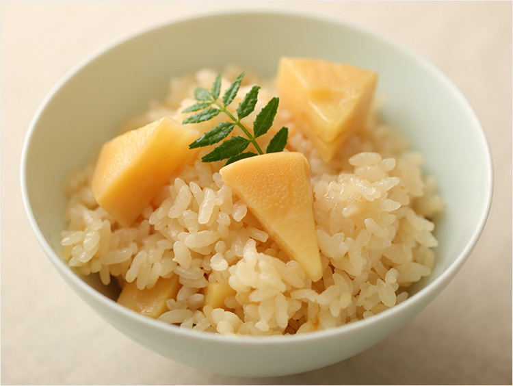 たけのこの炊き込みご飯のイメージ