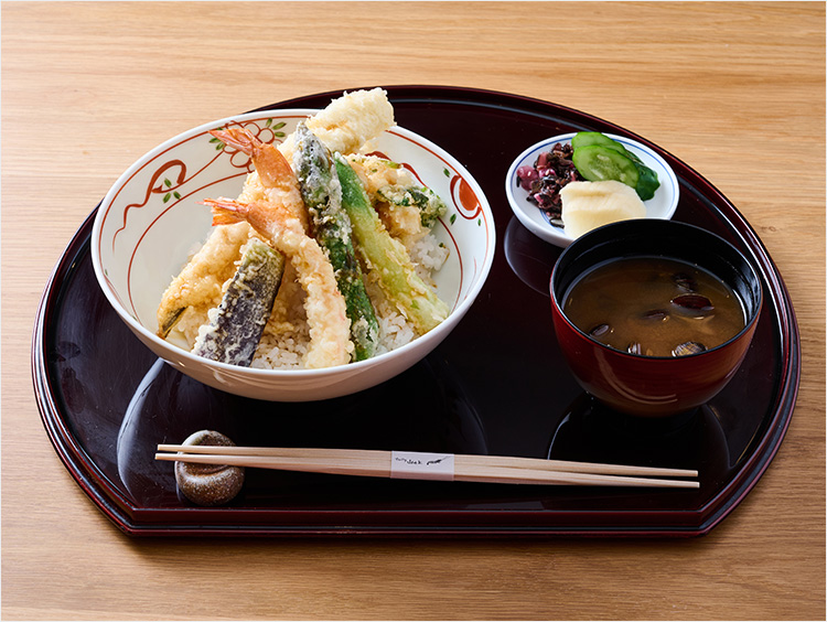 <てんぷら山の上>天丼