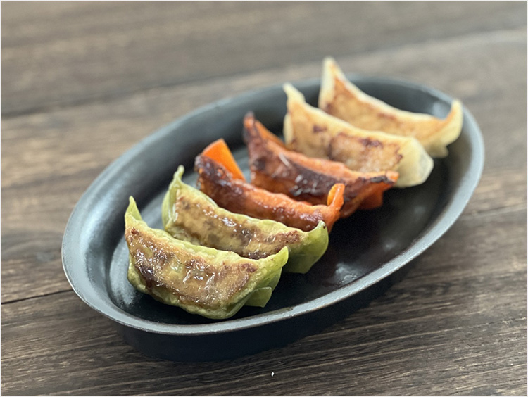 <餃子の餃天>華麗なる3色餃子
