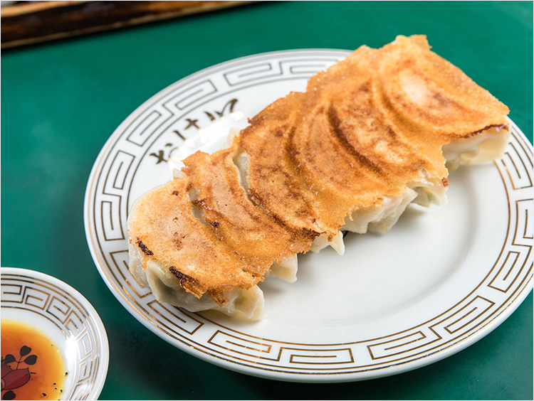 <餃子の店おけ以>肉汁たっぷりもちもち餃子(にんにく無し)